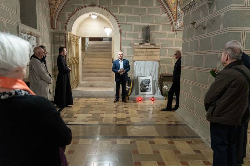 2025_11_03_janus koszoru_06.jpg